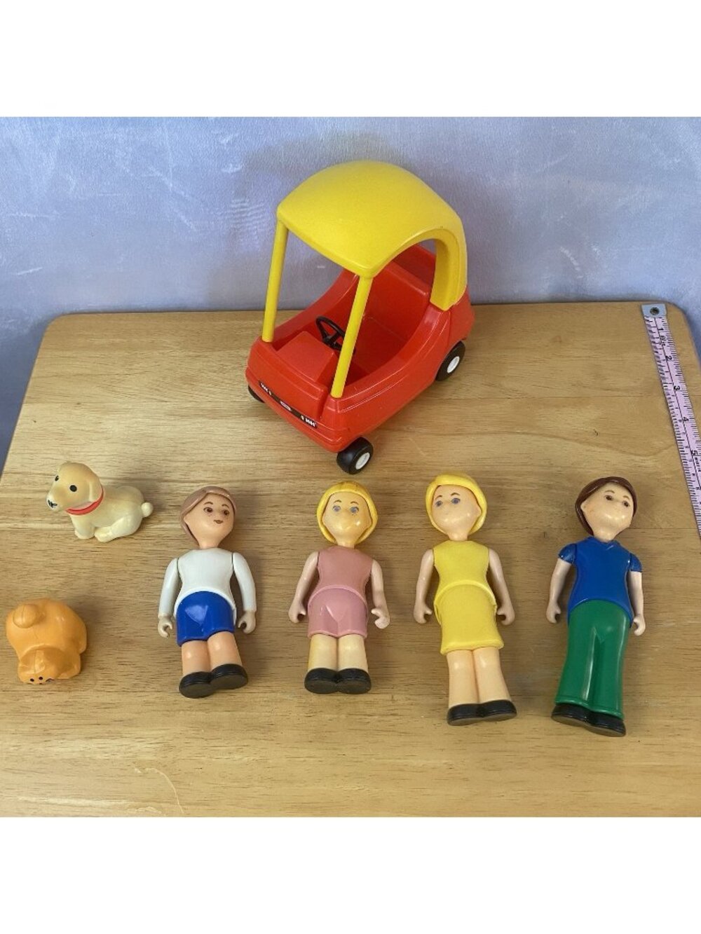 Vintage Little Tikes Dollhouse Cozy Coupe Miniature  Red Yellow Car With Family